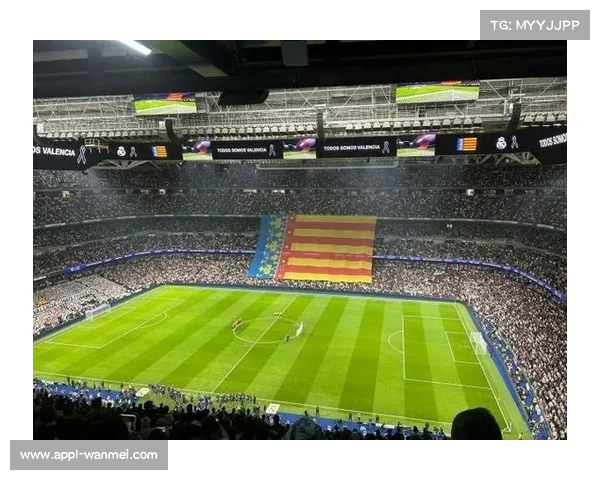 皇马伯纳乌草坪升级完成，科技系统提升观赛体验